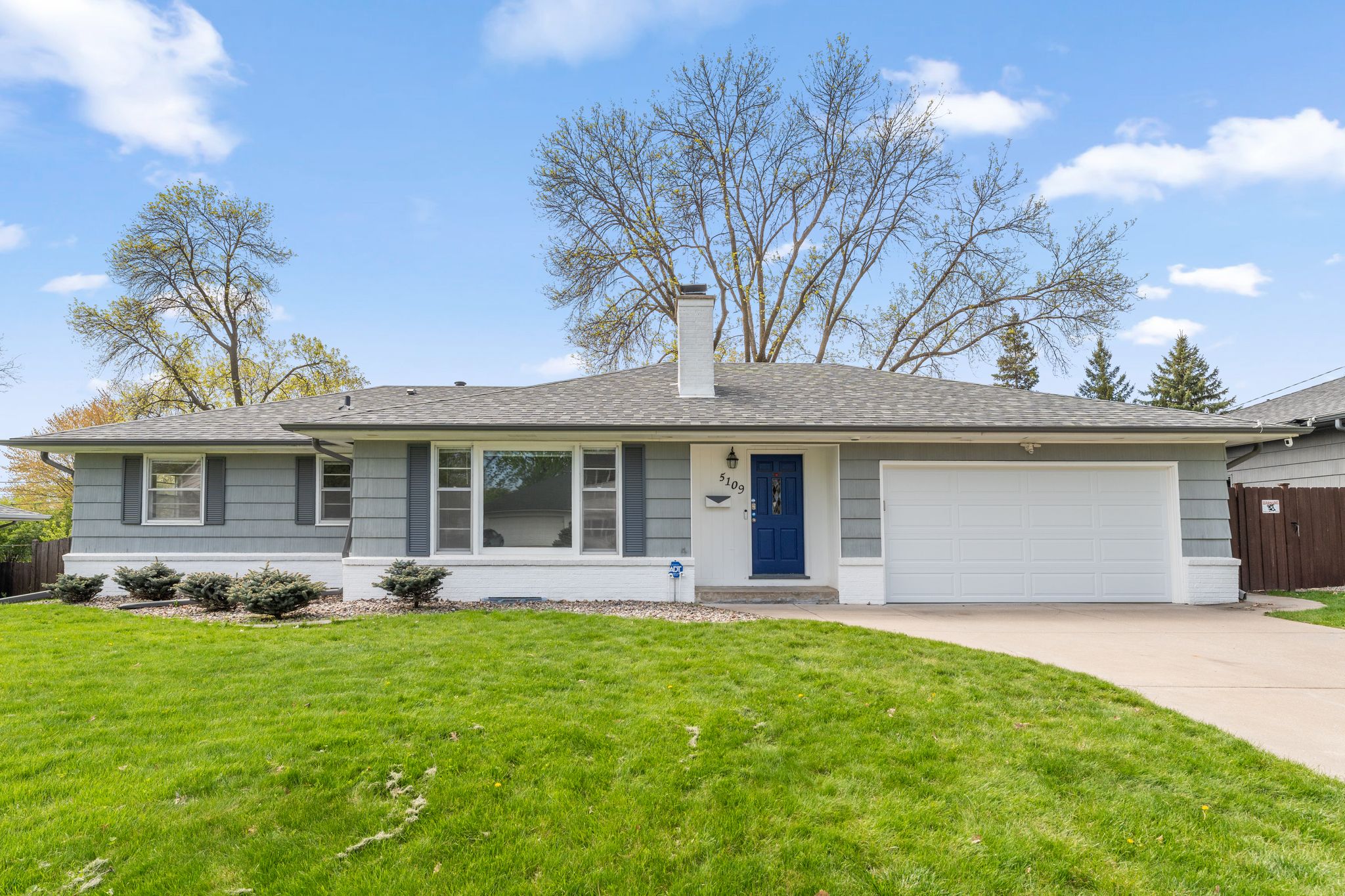 5109 West 58th Street, Edina, MN